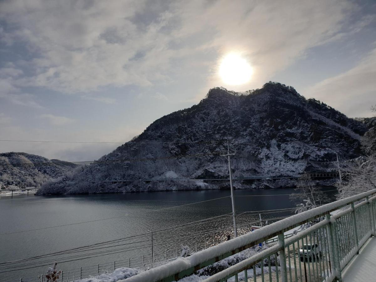 Lahoya Pension Chuncheon Zewnętrze zdjęcie