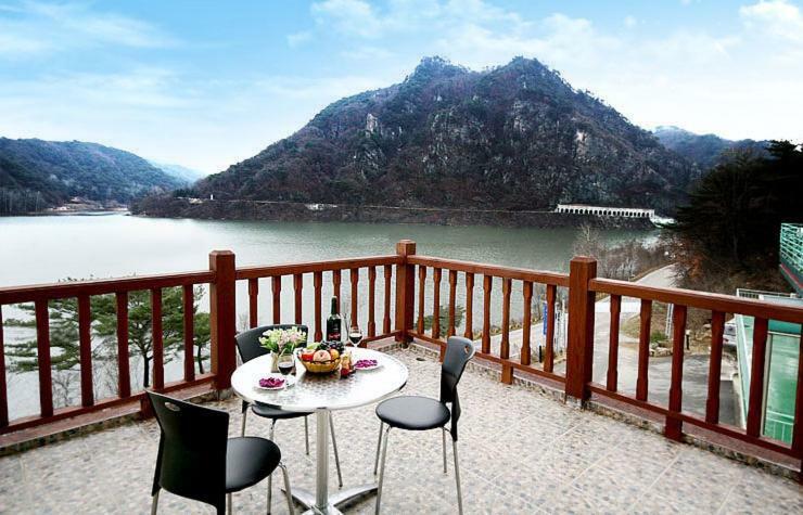 Lahoya Pension Chuncheon Zewnętrze zdjęcie