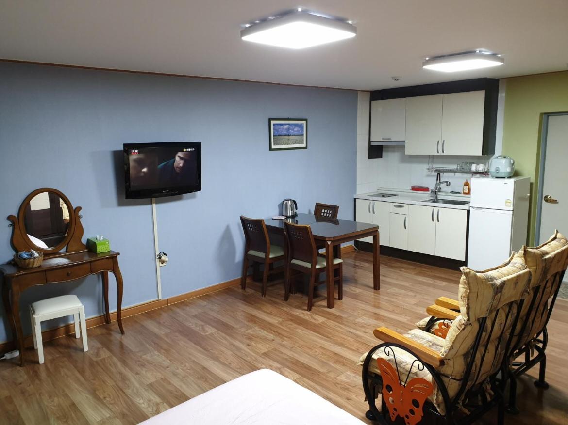 Lahoya Pension Chuncheon Zewnętrze zdjęcie